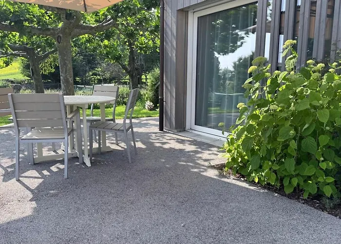 Le Hameau Du Montchervet 3*